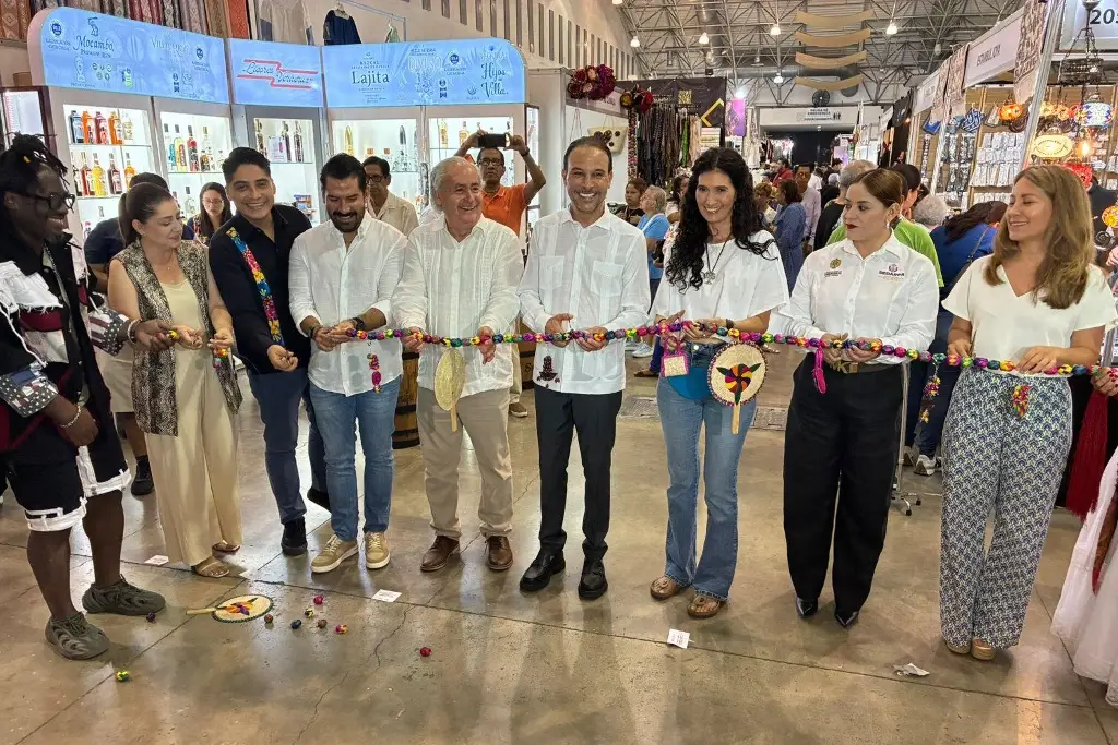 Inauguran Expo TLAQUEPARTE 2025 en el WTC Veracruz