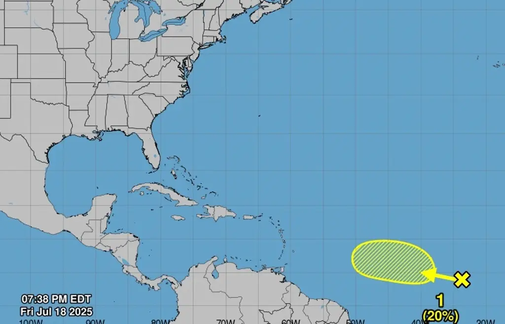 Imagen Onda Tropical se desplaza por el Atlántico tropical central