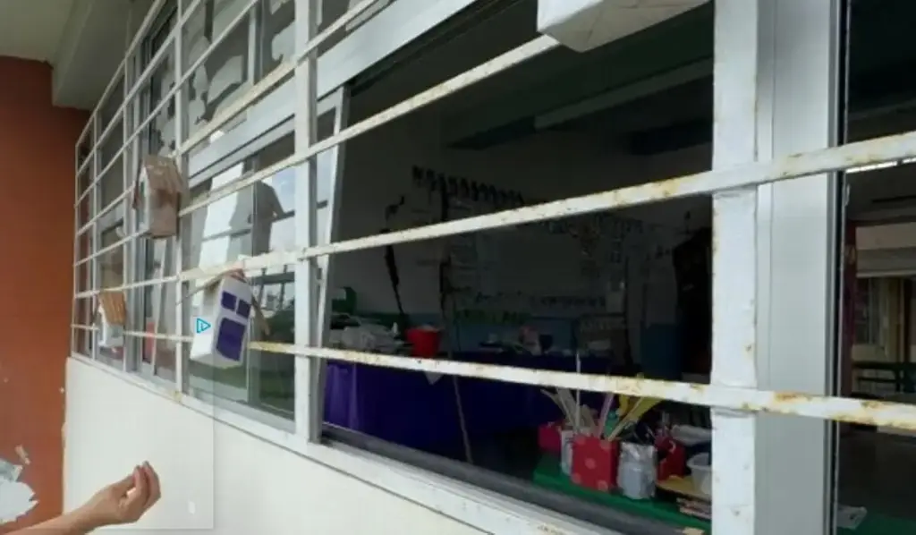 Imagen En pleno inicio de vacaciones, roban escuela al norte de Veracruz; esto se llevaron 