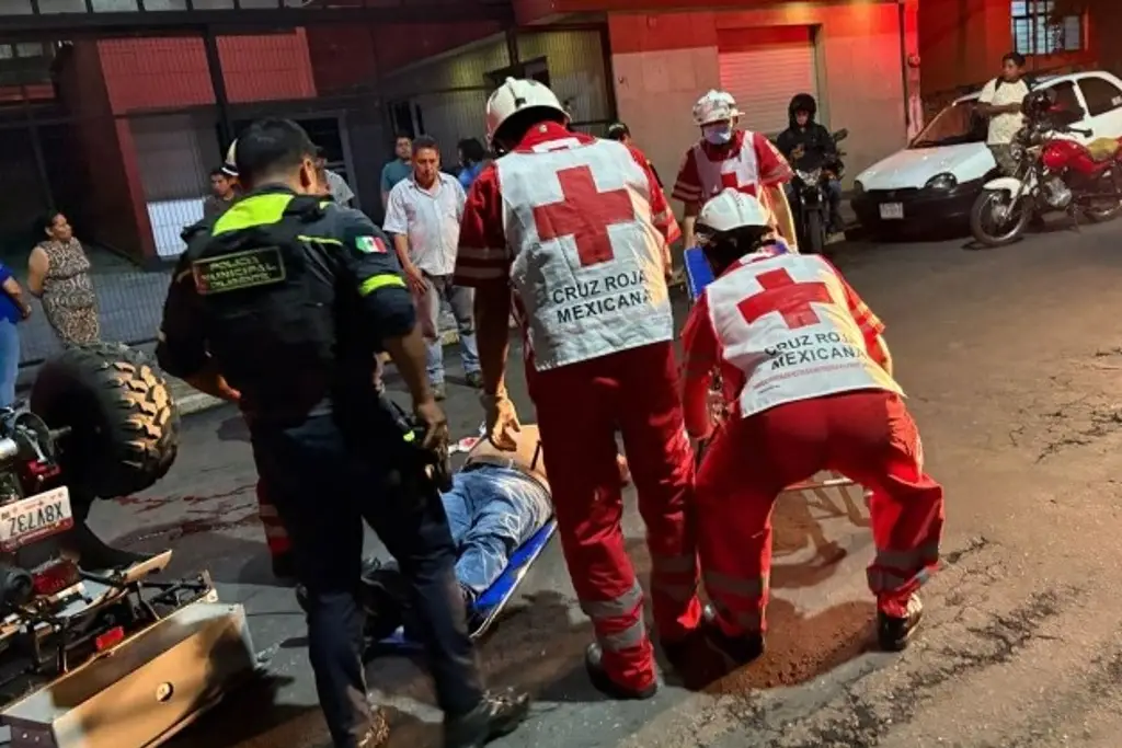 Imagen Grave tras volcar presuntamente ebrio una cuatrimoto en Córdoba, Veracruz