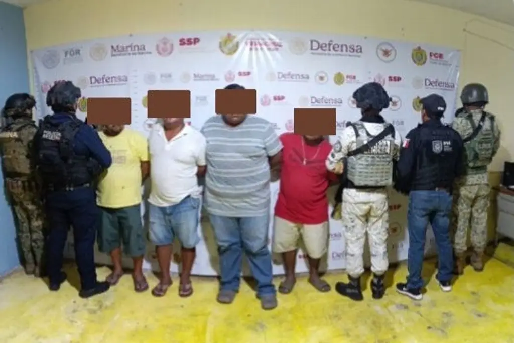 Imagen Detienen a cuatro tras cateo en Isla, Veracruz; aseguran vehículos e inmuebles 