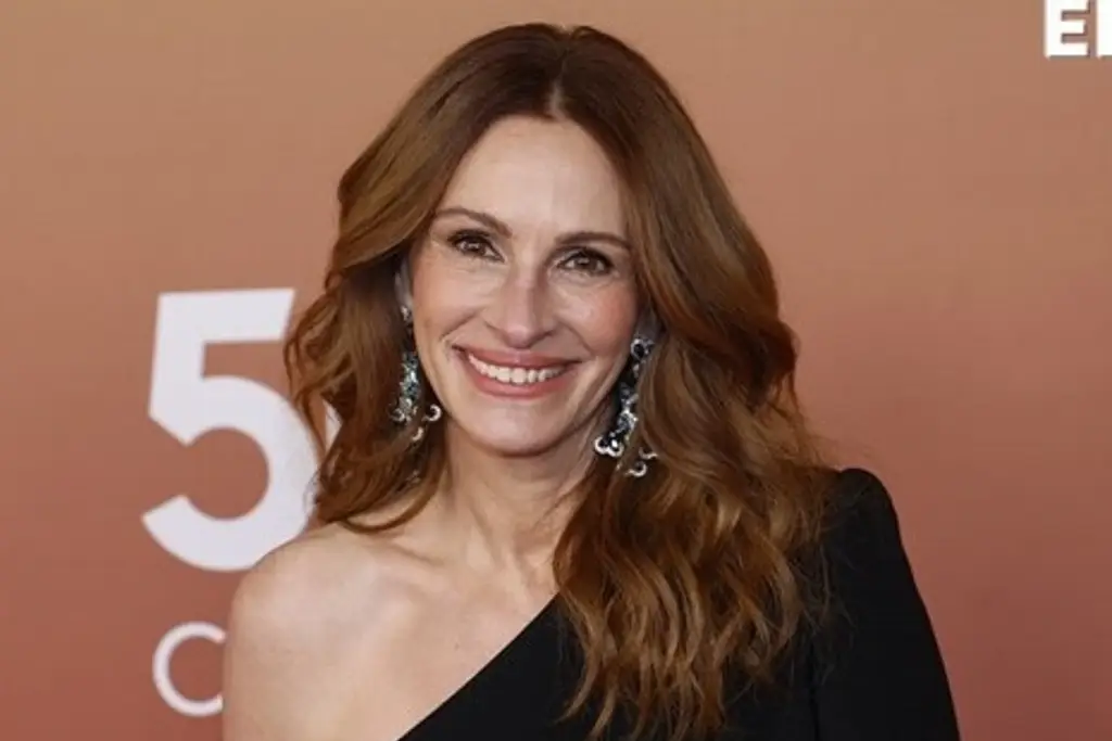 Imagen El Festival de Venecia se llena de estrellas: de Clooney y Julia Roberts a 'La Roca'