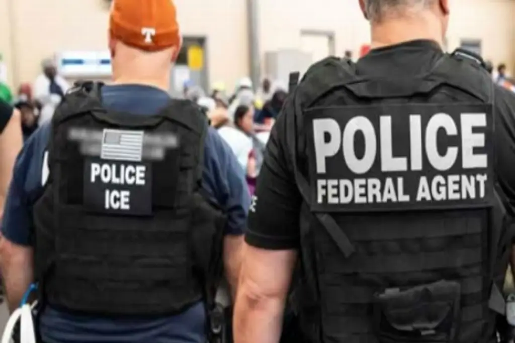 Imagen Invitan a reportar a exparejas para deportarlas de EU