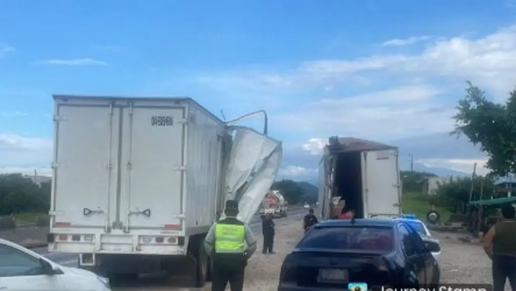 Imagen ¿Te diriges a Veracruz? Hay cierre por accidente en esta carretera 