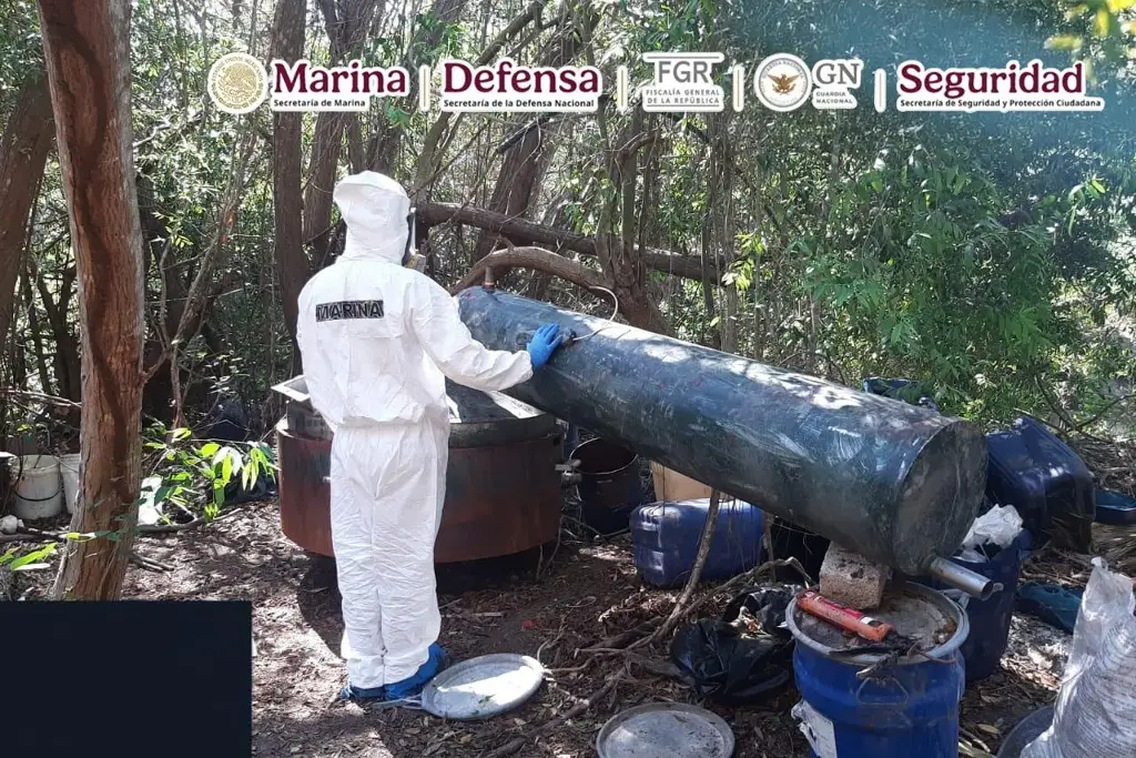Imagen Desmantelan dos narcolaboratorios en Sinaloa que producían 5 toneladas de metanfetamina