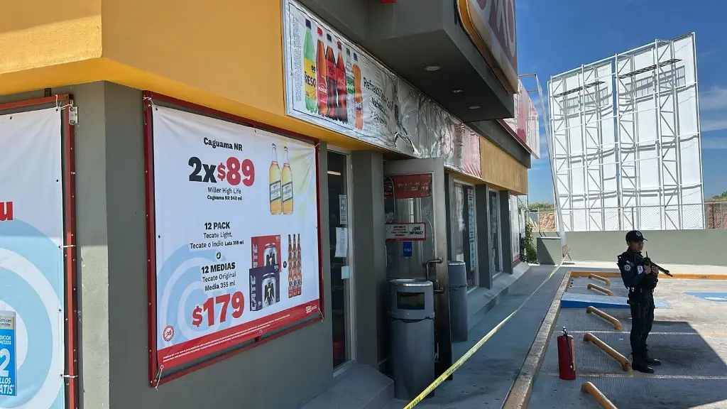 Imagen Con bombas Molotov, incendian tiendas de conveniencia en Aguascalientes (+Video)