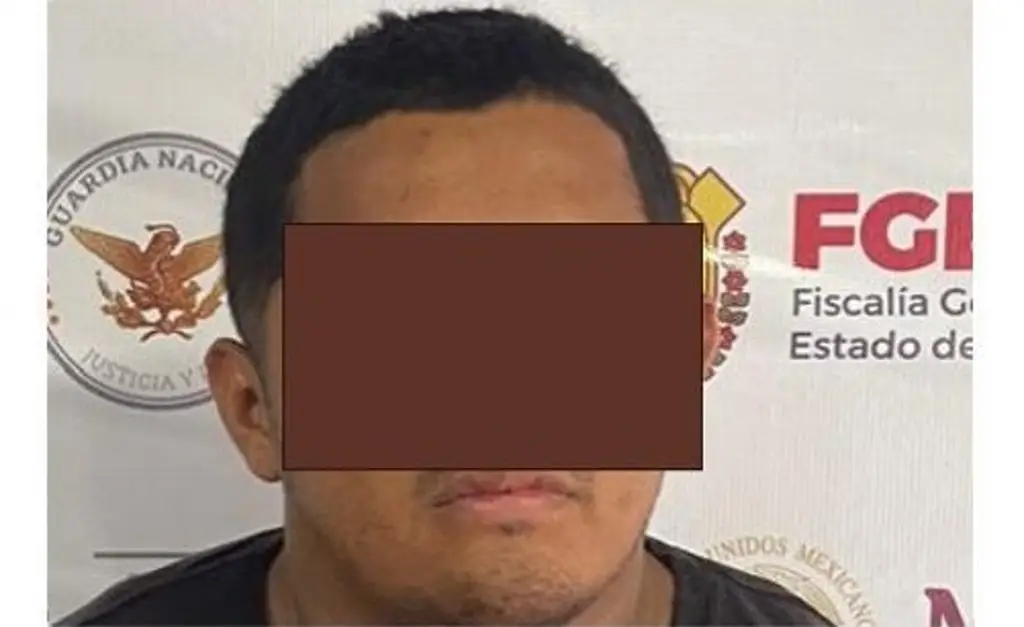 Imagen Cae presunto extorsionador en estacionamiento de plaza comercial en Veracruz: Fiscalía