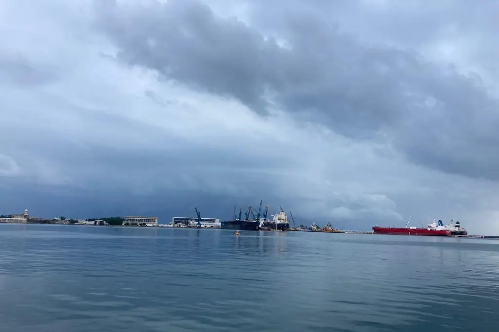 Imagen ¿Domingo lluvioso? A esta hora podría llover con mayor intensidad en Veracruz