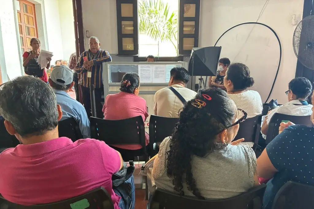 Imagen 'Descomunal' demanda de CURP biométrica en Veracruz; ya dan turnos para septiembre