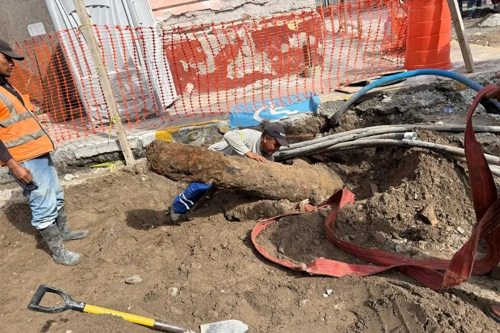 Imagen Encuentran otro cañón antiguo en obras de Independencia en Veracruz