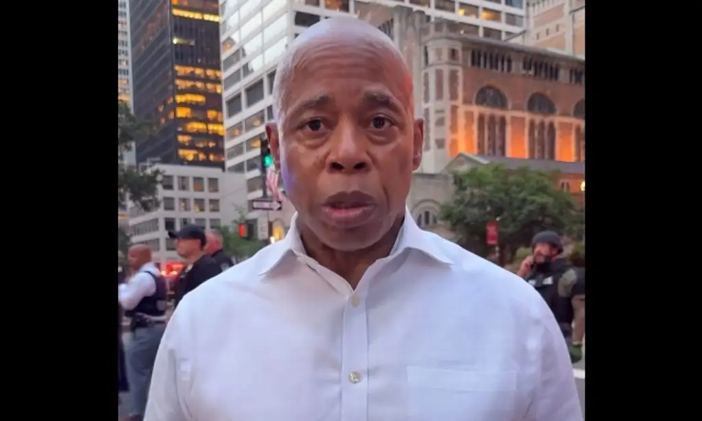 Imagen Al menos cuatro muertos, incluido un policía, en tiroteo en Nueva York, confirma alcalde