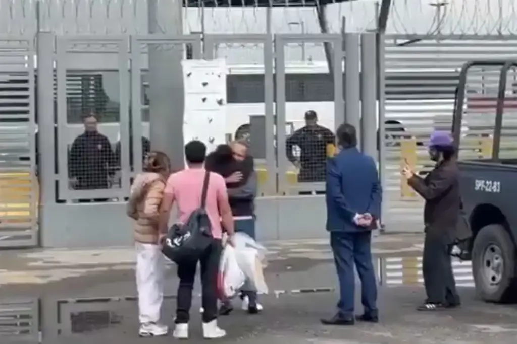 Imagen Israel Vallarta sale del Penal del Altiplano luego de casi 20 años (+Video)