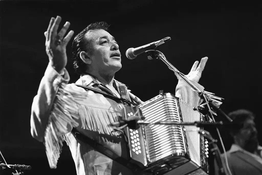 Imagen Muere Leonardo 'Flaco' Jiménez, el pionero de la música tejana