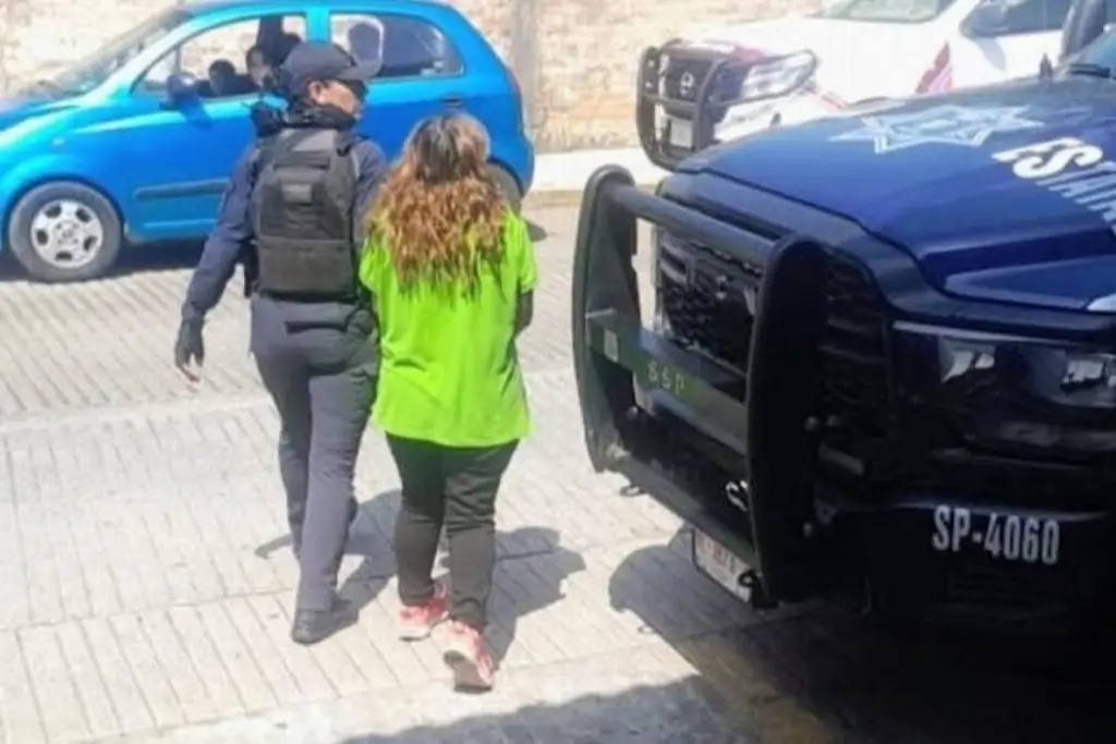 Imagen Buscan a Leticia; fue vista por última vez detenida por elementos de SSP en Ciudad Mendoza