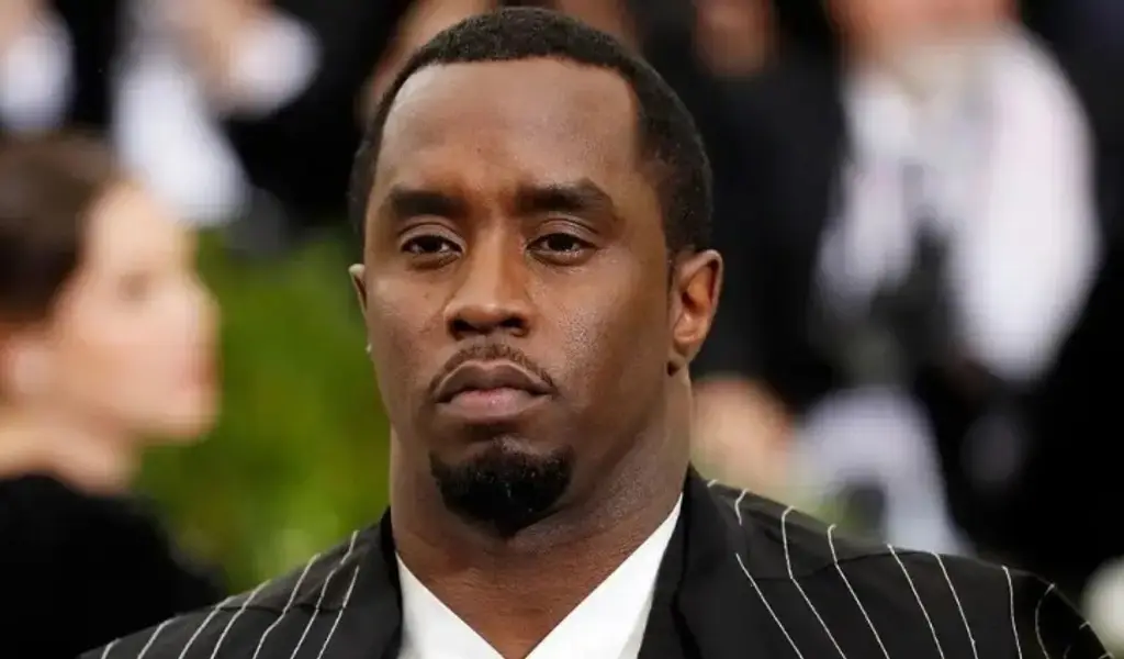 Imagen Exnovia de Sean Diddy que planeaba testificar contra él pide su libertad bajo fianza