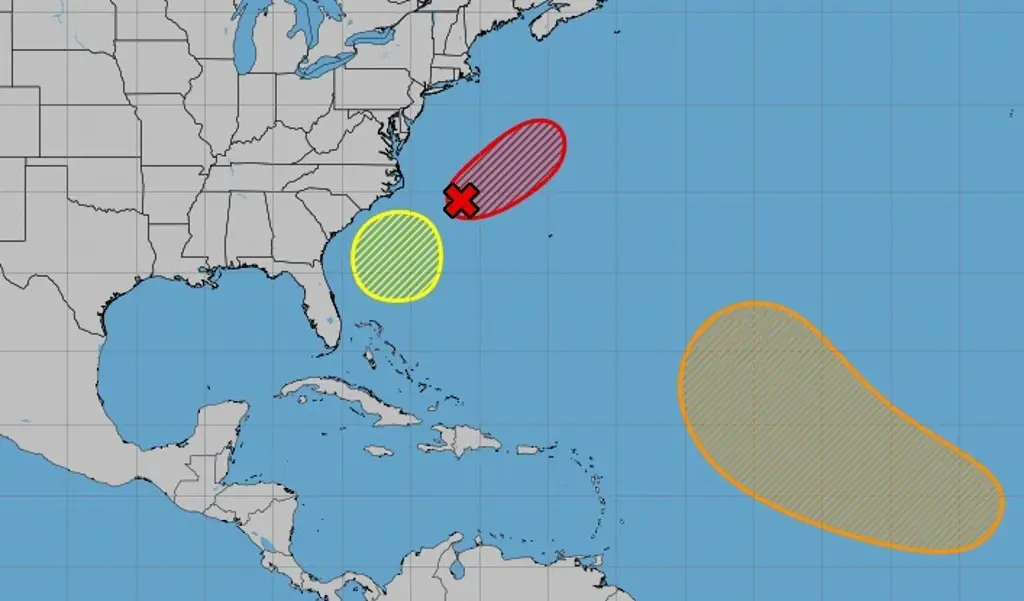 Imagen Monitorean tres sistemas en el Atlántico 
