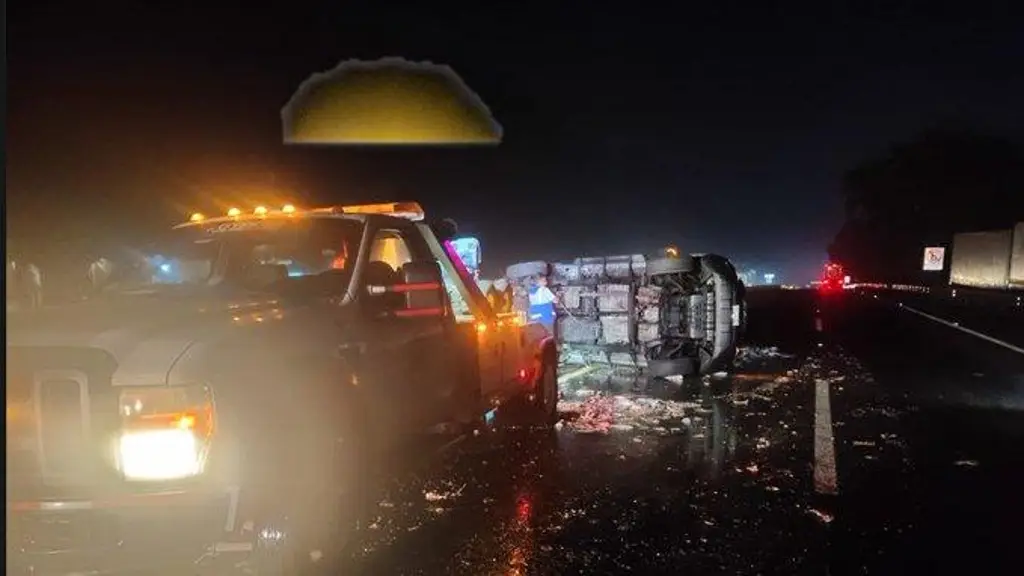 Imagen Hay cierre de circulación por accidente en esta carretera que lleva a Veracruz 