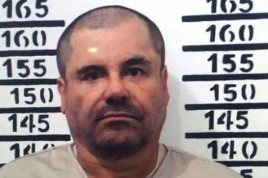 Imagen Joaquín 'Chapo' Guzmán reaparece; acusa que no lo dejan hablar con su nuevo abogado