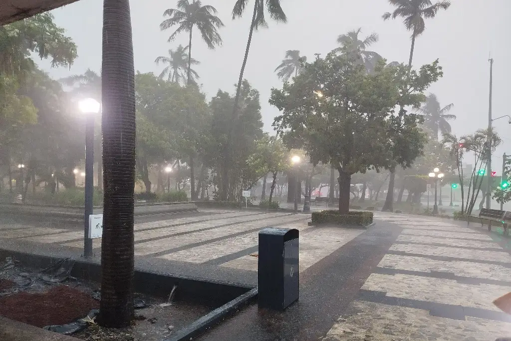 Imagen Fuerte lluvia en Veracruz-Boca del Río la mañana de este miércoles