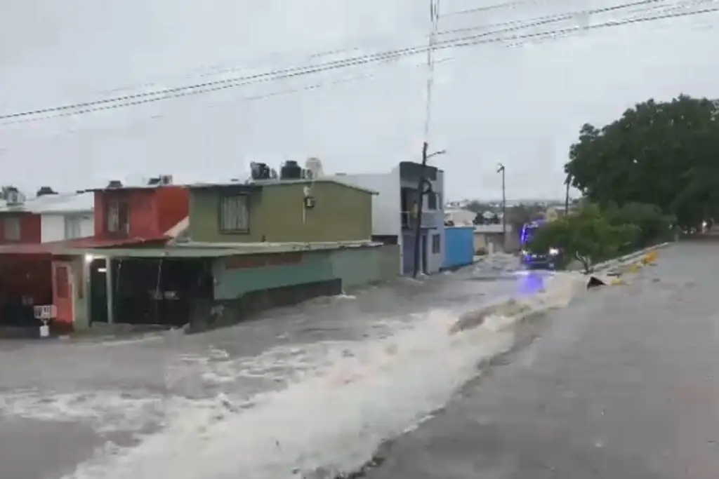 Imagen Aguacero inunda Veracruz - Boca del Río 