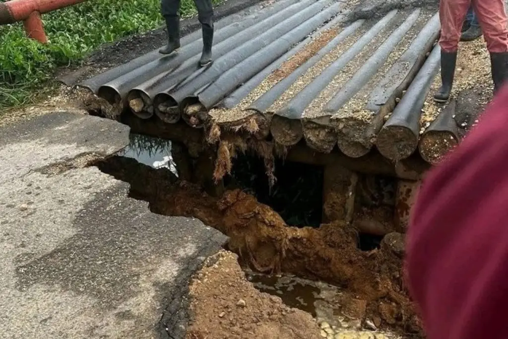 Imagen Cierre total del puente deja incomunicadas a comunidades de Texistepec, al sur de Veracruz