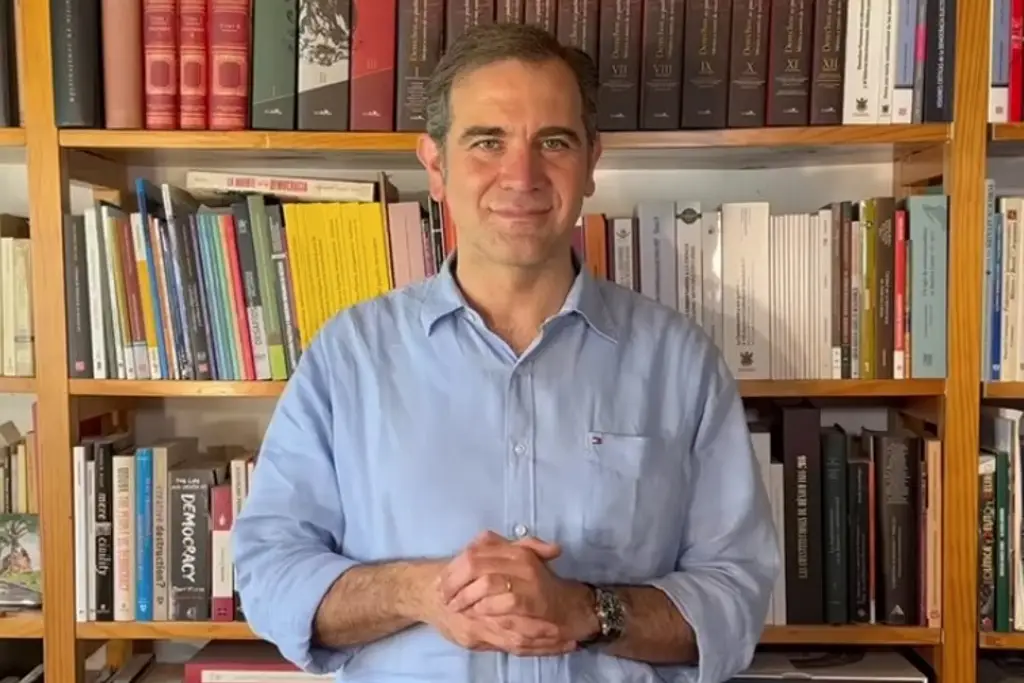 Imagen Así reaccionó SEP a fallo de la Corte para eliminar mención de Lorenzo Córdova en libros de texto