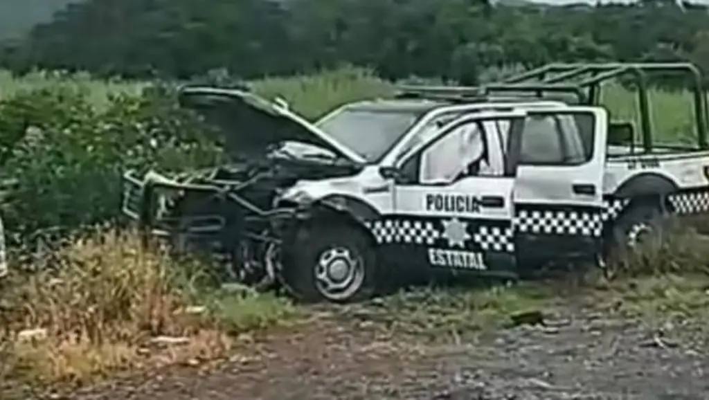 Imagen Chocan patrulla y carro particular en carretera de Veracruz; hay 6 lesionados 