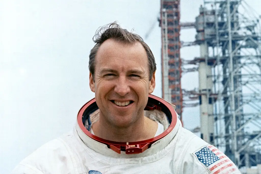 Imagen Fallece el astronauta Jim Lovell, origen de 