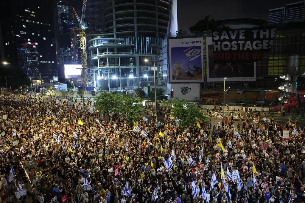 Imagen Miles de israelíes marchan en Tel Aviv, exigen a Netanyahu hacer acuerdo con Hamás