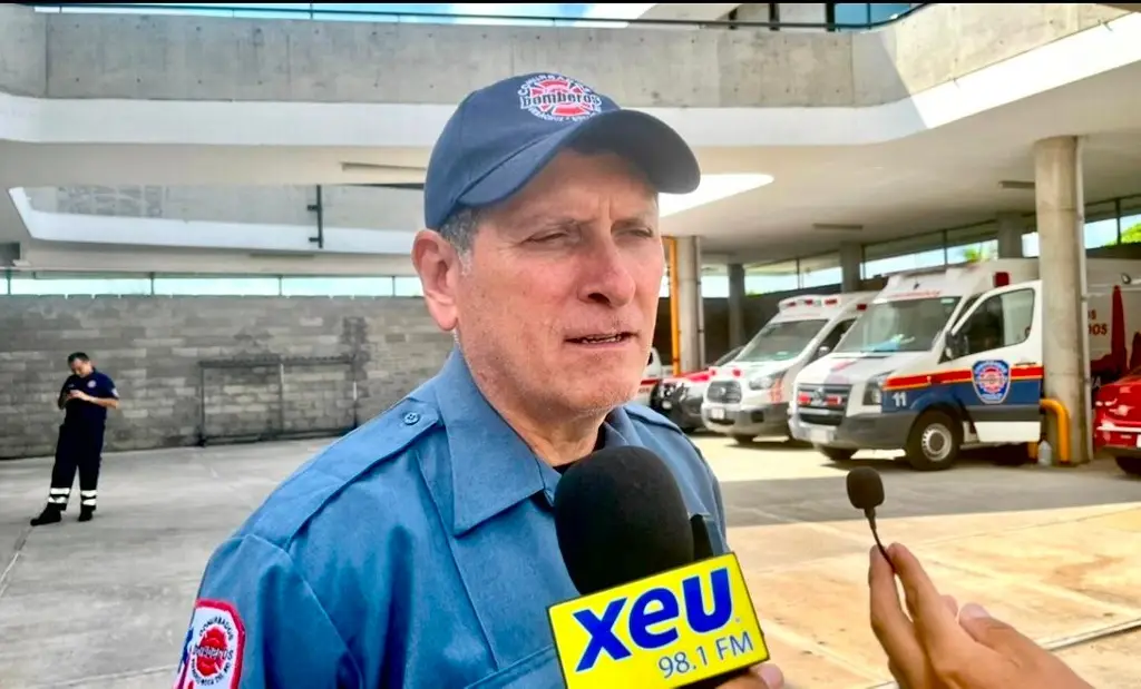 Imagen Bomberos atienden hasta tres accidentes de motociclistas diariamente en Boca del Río 