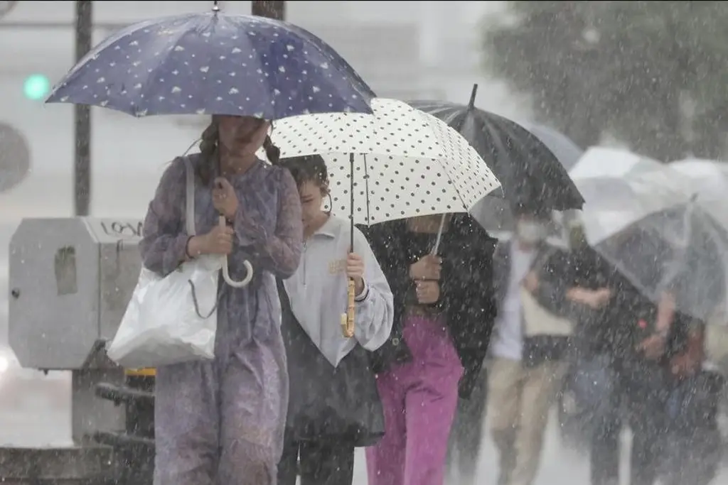 Imagen Japón declara alerta máxima meteorológica por lluvias torrenciales