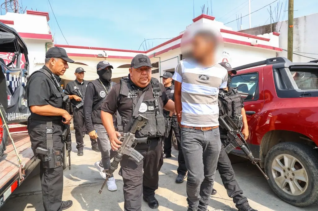 Imagen Fuerzas federales toman control de la seguridad en Pinotepa Nacional, Oaxaca