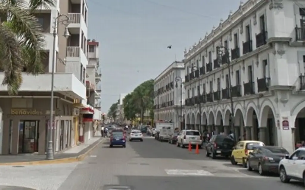 Imagen En Veracruz, proponen invertir el sentido de las calles Primero de Mayo, Zaragoza, Madero y Cortés