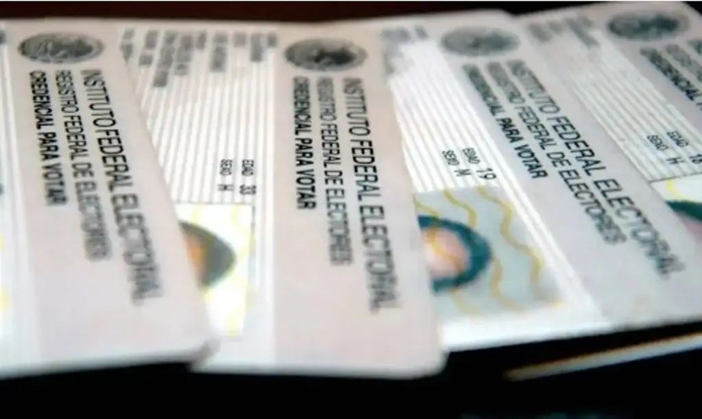 Imagen ¿Quiénes deben renovar su credencial de elector en Veracruz? Algunas serán dadas de baja 