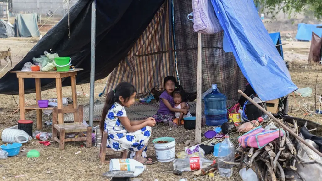 Imagen Disminuye la pobreza en Veracruz; aumentan rezago educativo y carencias en salud: INEGI