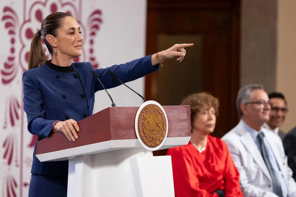 Imagen Pese a alerta de viaje, México es el principal destino turístico de estadounidenses: Sheinbaum