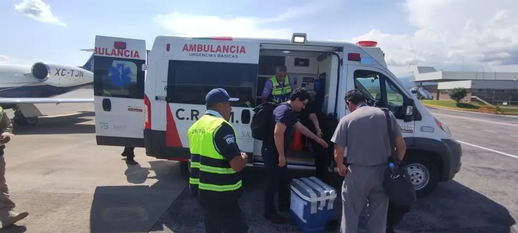 Imagen Traslado aéreo urgente de hígado desde el puerto de Veracruz salva a paciente: Salud