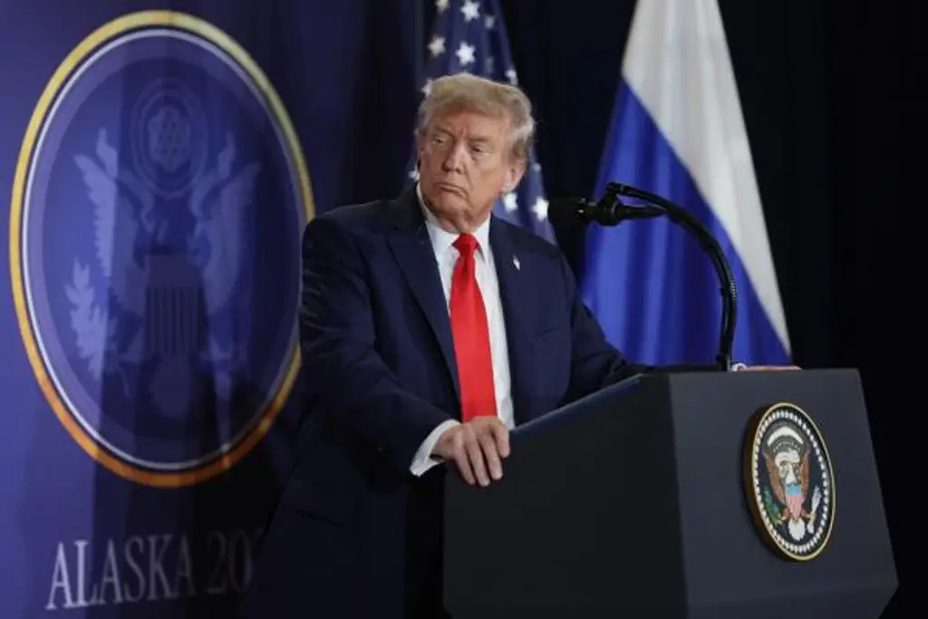 Imagen Trump llamará a Zelenski y a líderes de la OTAN para informarles de su cumbre con Putin