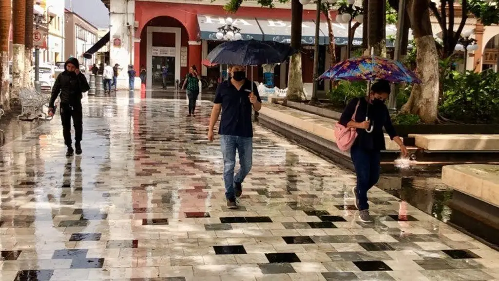 Imagen Lluvias en Veracruz-Boca del Río por una vaguada, ¿Cuándo?