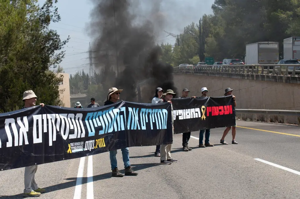 Imagen Detienen a 38 israelíes en protestas contra plan de invasión a Gaza de Netanyahu