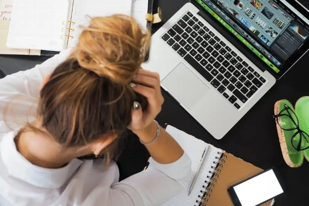 Imagen Revela OMS que 75% de empleados sufre de 'burnout' laboral en México