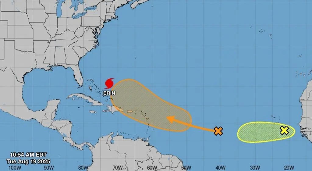 Imagen Reportan tres sistemas tropicales 'de interés' en el Atlántico