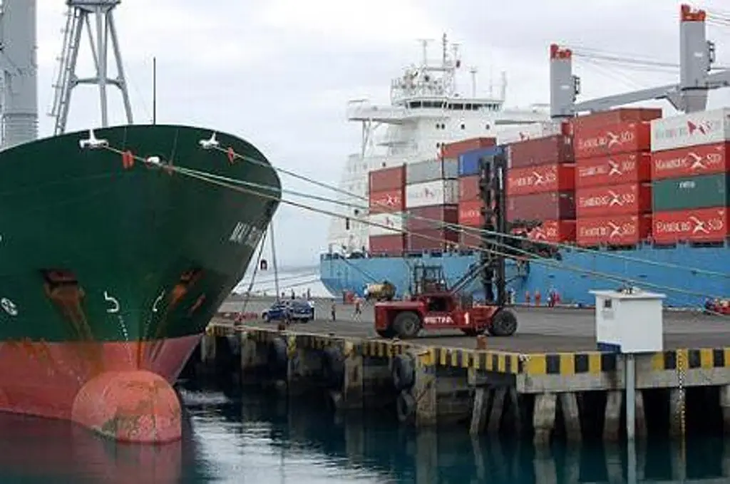 Imagen Reportan pérdidas diarias de 10 millones de dólares por huelga en importante puerto de Guatemala