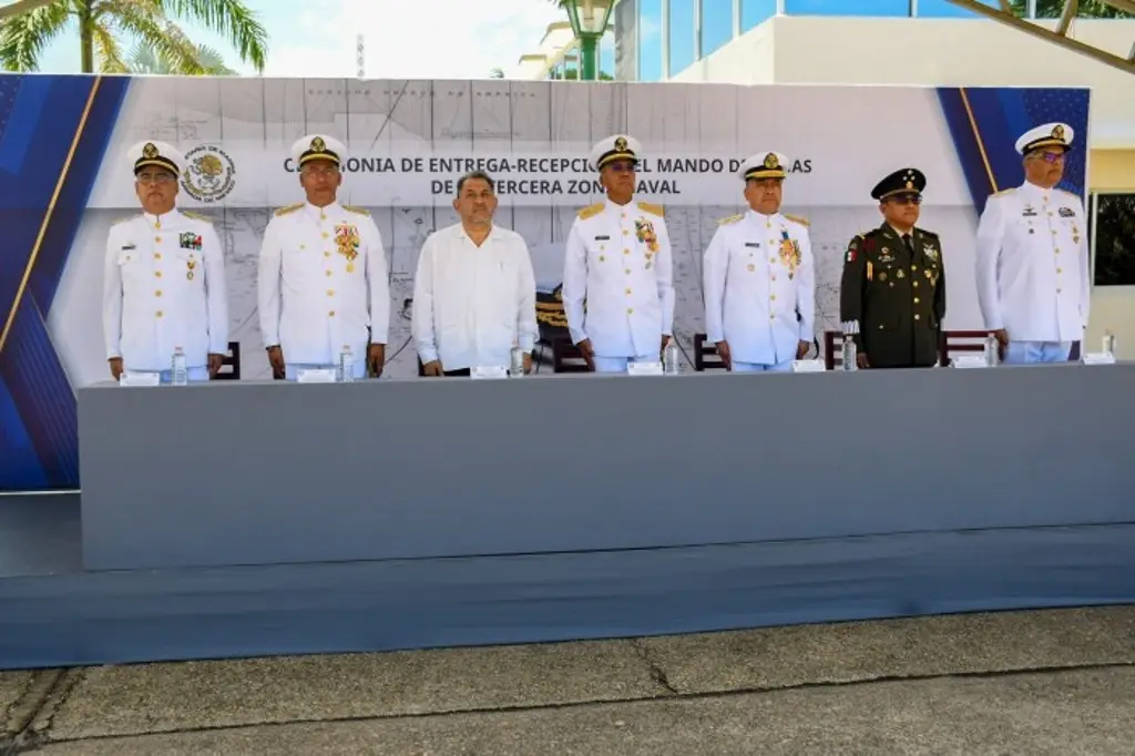 Imagen Asume Pablo Alcántara el mando de la tercera zona naval en Coatzacoalcos