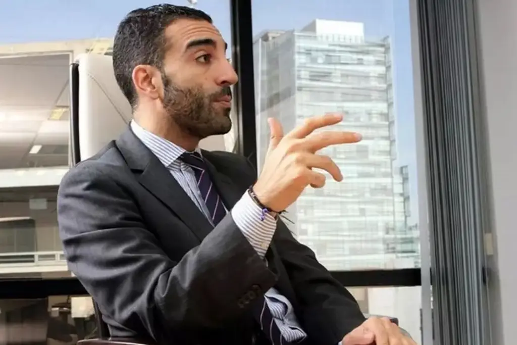 Imagen FGR pidió a la Interpol activar ficha roja contra empresario Simón Levy