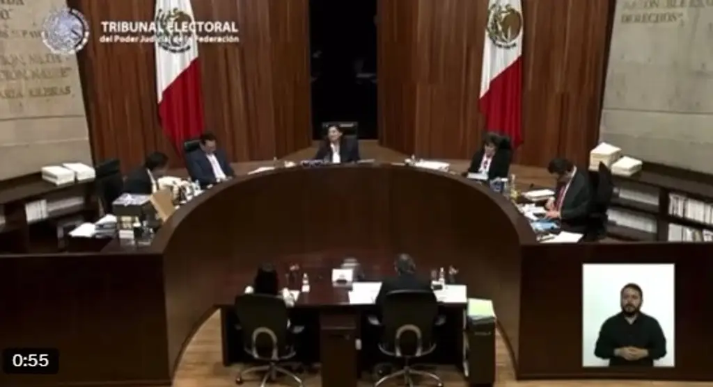 Imagen Se enfrentan magistrados del Tribunal electoral por acordeones (+Video) 