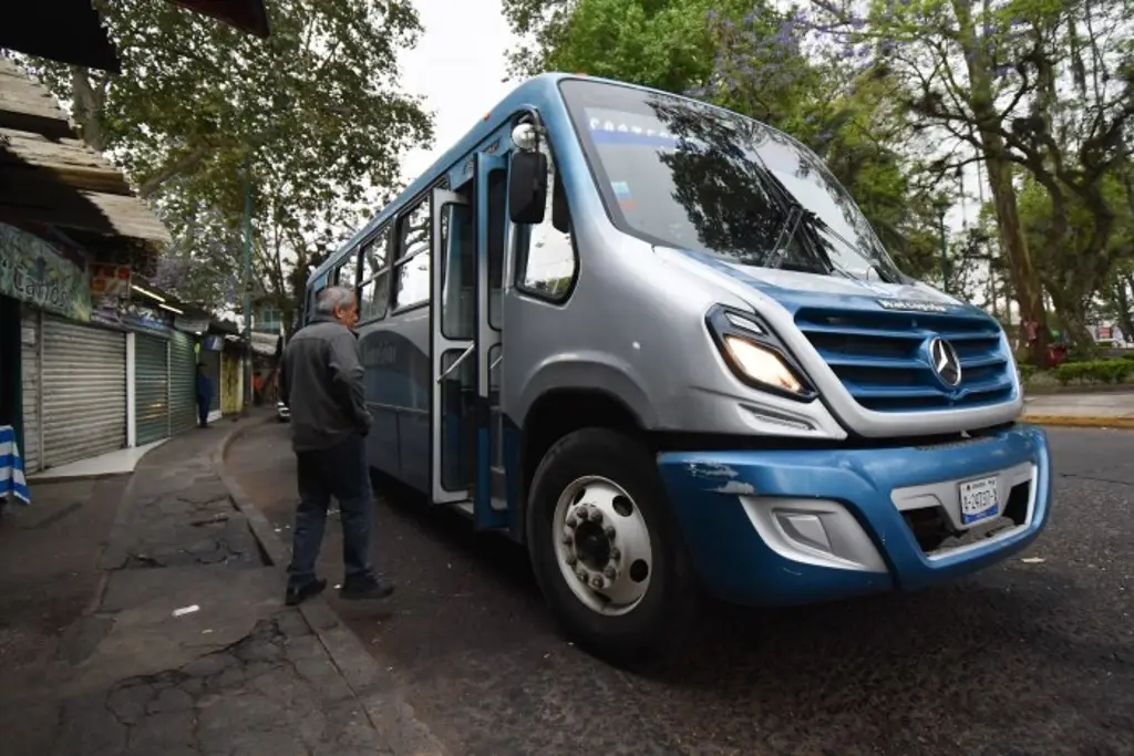 Imagen Concesionarios del transporte urbano solicitan incremento de tarifas de 30% en Xalapa