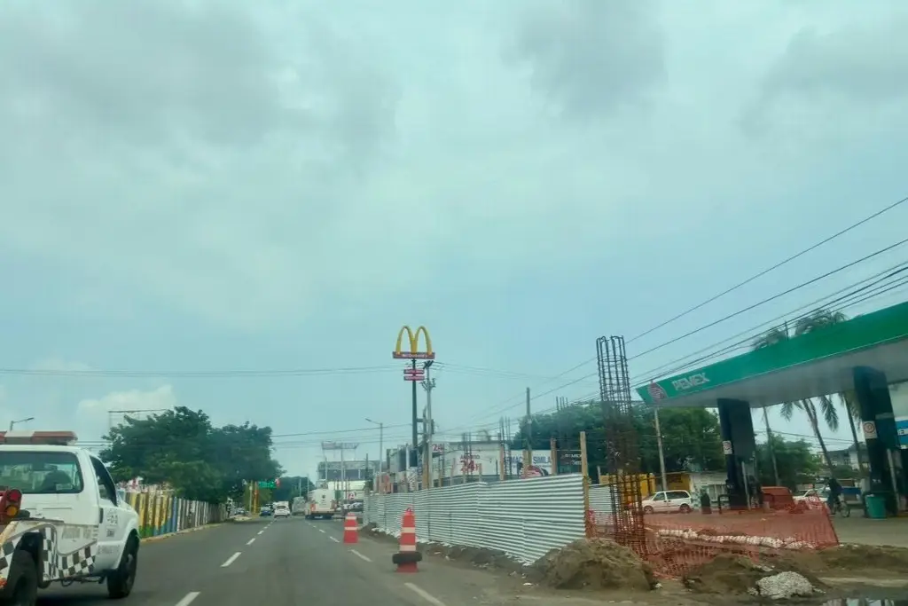 Imagen ¿Cuándo concluirá la obra del puente peatonal de Cuauhtémoc en Veracruz? 
