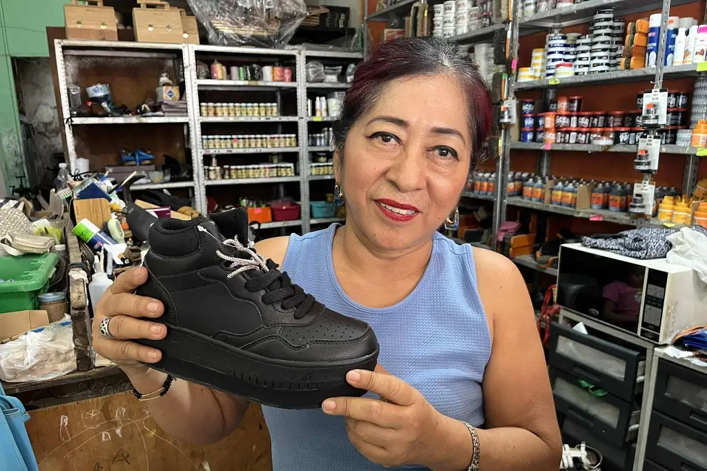Imagen Aumenta la reparación de calzado y mochilas previo al regreso de clases en Veracruz