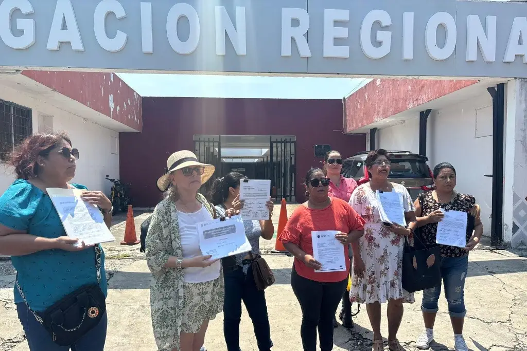 Imagen Exigen a la SEV que autorice el telebachillerato en Lomas 4, en Veracruz 